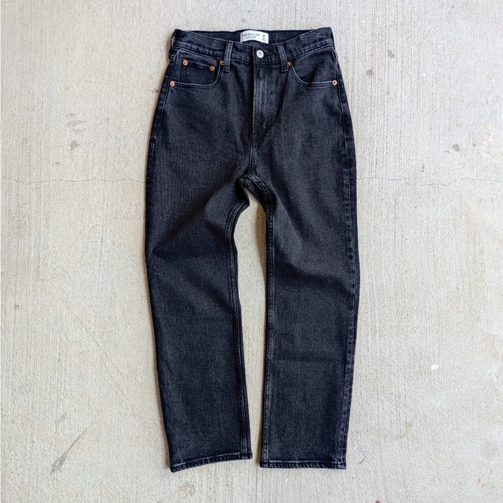 Abercrombie & Fitch The Ankle Straight Ultra High Rise Jeans